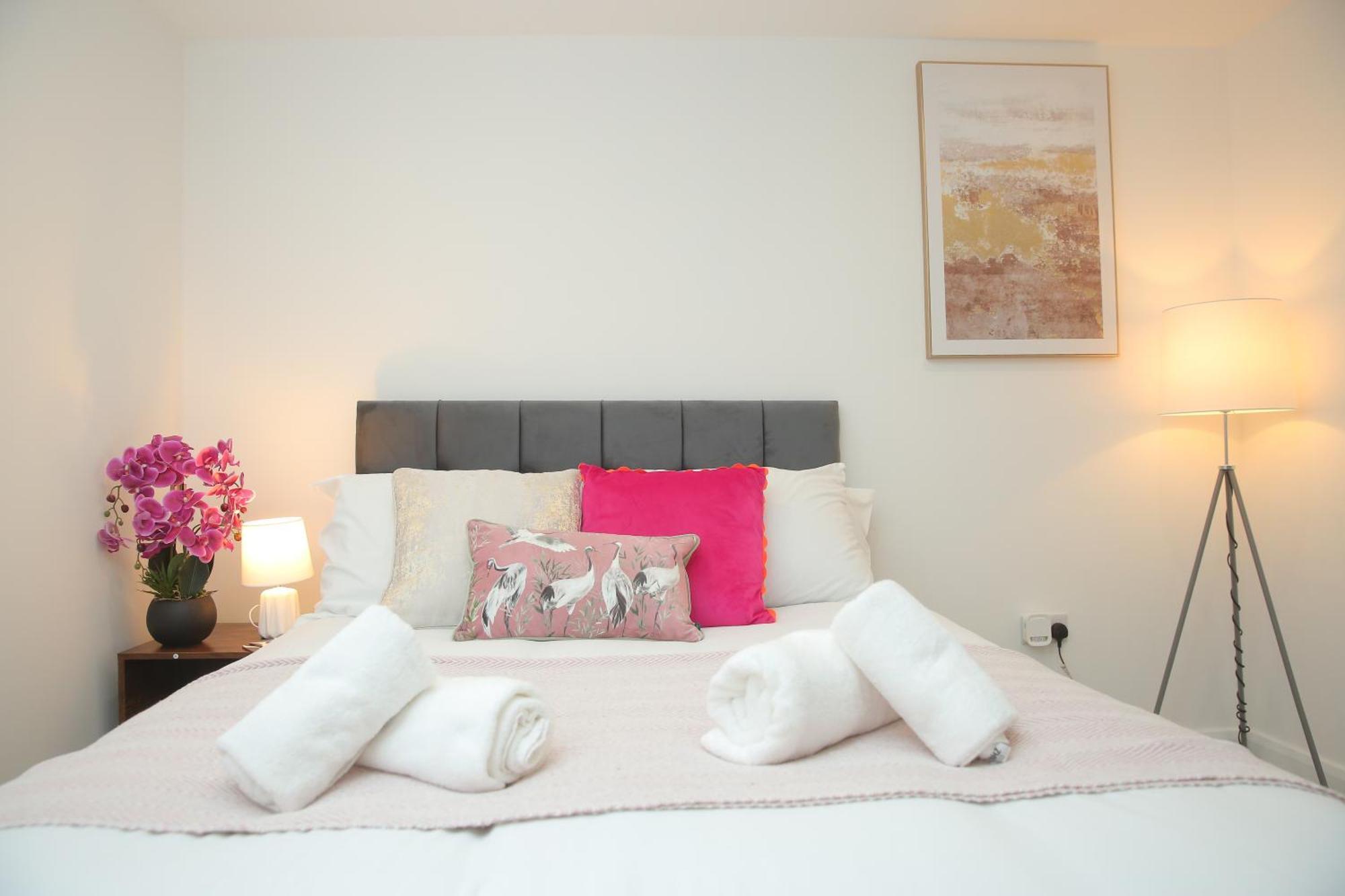 Luton Nook And Kitchen 4 Mins To Luton Airport *