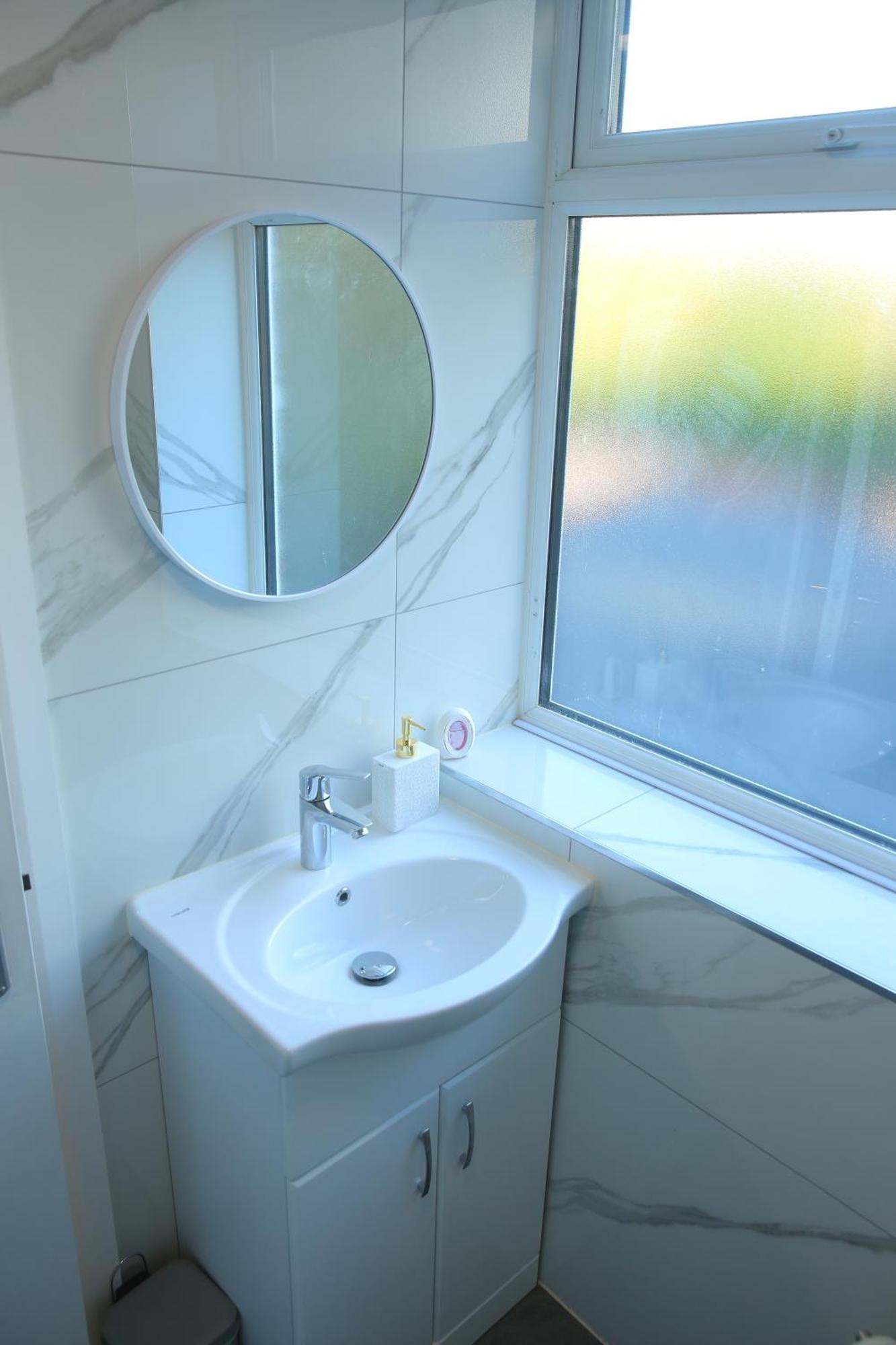 Luton Nook And Kitchen 4 Mins To Luton Airport Habitación en casa particular Luton (Bedfordshire)